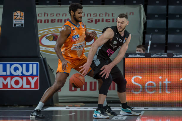 意味着他的 意味着他的