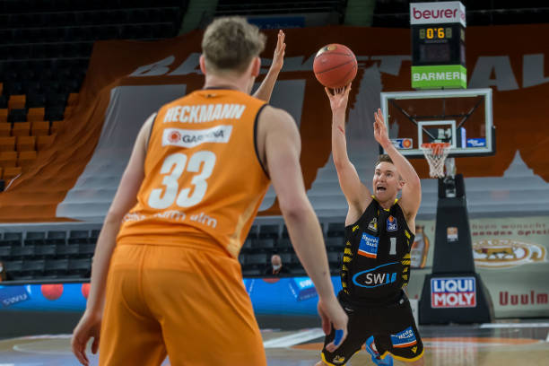 使伤病球员 使伤病球员