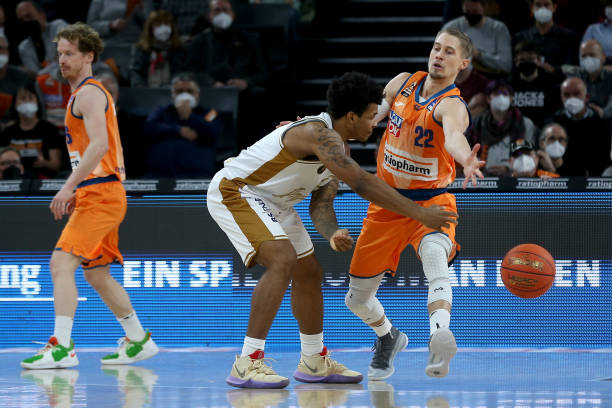 张子宇的篮 张子宇的篮