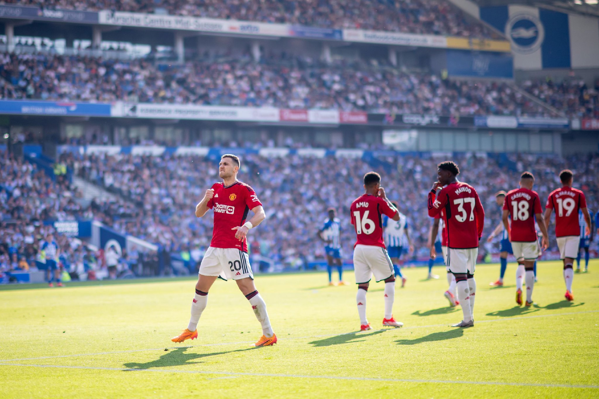 而巴塞罗那 而巴塞罗那